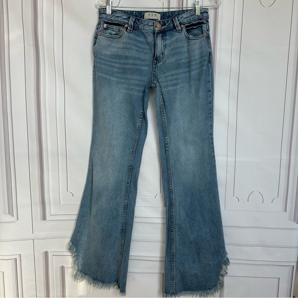 We the free woman’s flare denim jeans - Picture 3 of 9